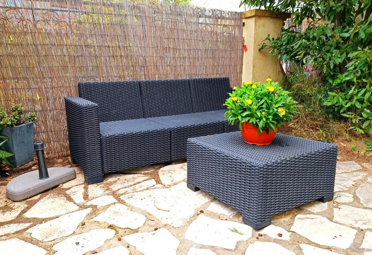 Studio Au Calme Tout Confort Proche Des Plages - Jardin Wifi Parking Fréjus Zewnętrze zdjęcie